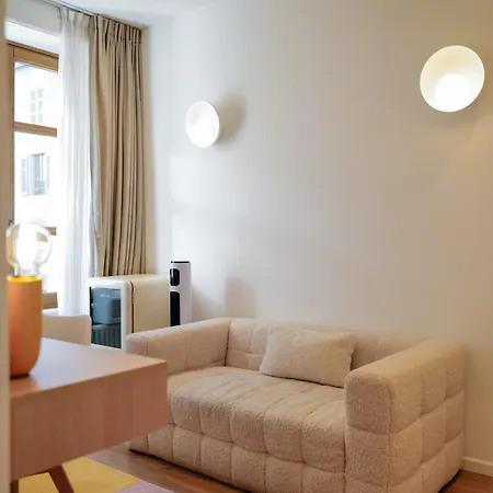 Rhodania Boutique